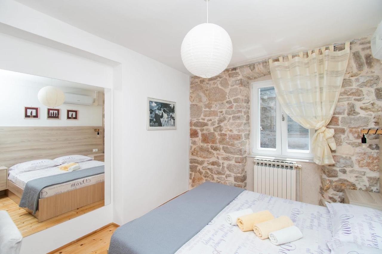 Apartment Julija Vodice Dış mekan fotoğraf